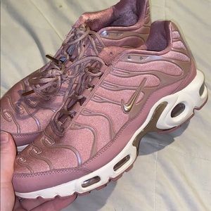 women nike air max plus